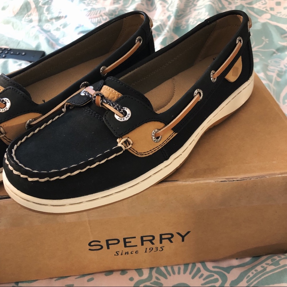 New In Box Sperry Black Solefish Shoes